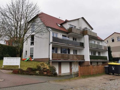 Schöne 2-Zimmer-Wohnung mit Balkon und Tiefgaragen-Stellplatz