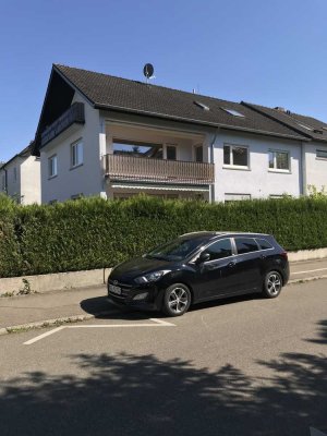 4- Zimmer Whg. im 1. OG in absoluter Toplage, sehr großer Balkon und Gartenanteil mit Grillplatz. .