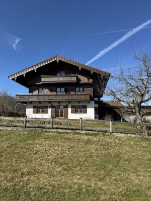 Schöne und gepflegte 3,5 Zimmer-EG-Wohnung mit gehobener Innenausstattung in Ruhpolding
