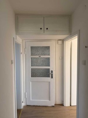 Frisch saniertes Apartment mit EBK in guter Lage
