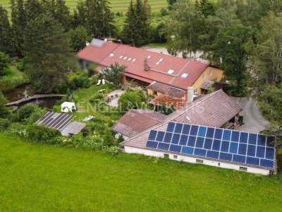 Idyllischer Landsitz für Mehrgenerationen, Selbstversorger, Tierliebhaber, auch als Seminarhaus, ...