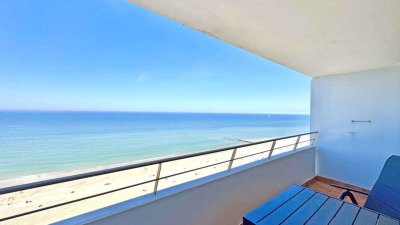 Einmaliger Meerblick in erster Reihe - Ferienwohnung mit Westloggia