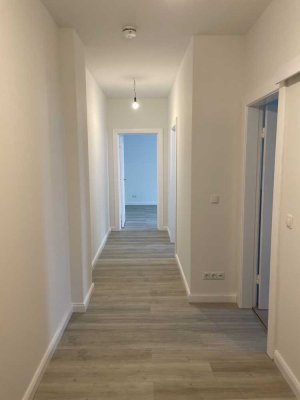 Erstbezug nach Sanierung: ansprechende 2-Zimmer-Wohnung mit Einbauküche und Balkon in Hamburg