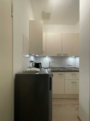 All-In-Miete!! VOLLMÖBLIERT!! 1,5 Zimmer*inkl.*EBK*SMART-TV*WLAN*Strom*Waschmachine