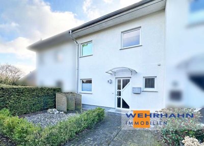 Charmantes Reihenmittelhaus mit ausgebautem Dachboden, Vollkeller und 2 Stellplätzen