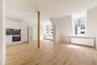 Zweitbezug nach Kernsanierung! Moderne 3-Zimmmer-Wohnung in schönem Altbau.