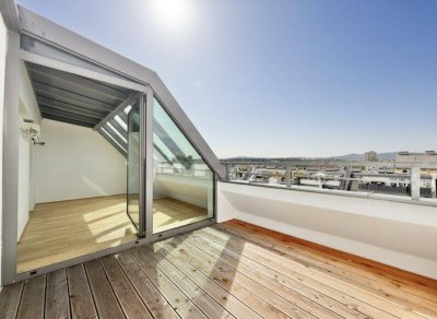 FERNBLICK - DG-Ausbau - BJ 2012 - ca. 107m² gew. NFL - 3 Zimmer + Wohngalerie - Terrasse - Mariahilfer Straße