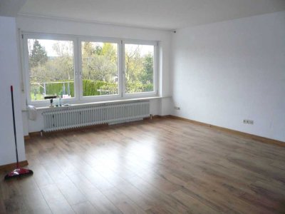 Freundliche 3,5-Zimmer-Erdgeschosswohnung mit EBK in Bayreuth
