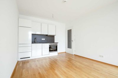 - wunderschöne Singlewohnung mit Einbauküche und Balkon im Stadtzentrum -