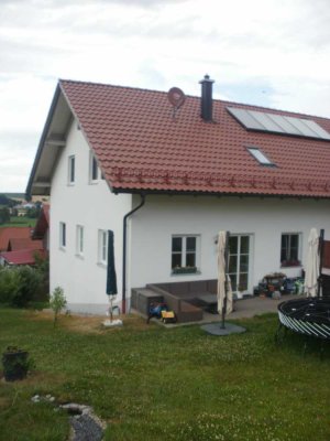 Neuwertige Doppelhaushälfte in Schwindegg zu vermieten