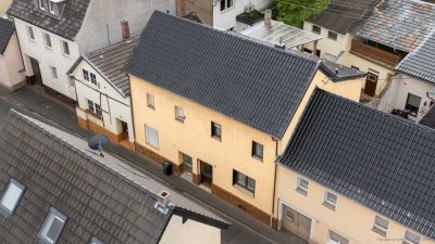 Tradition trifft Potenzial – Historisches Eigenheim mit Innenhof, Nebengelass und Ausbaureserve