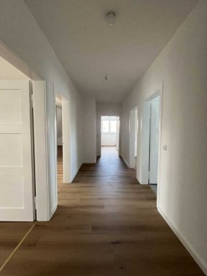 Schöne 3-Zimmer-DG-Wohnung mit gehobener Innenausstattung mit Balkon in Oberkirch