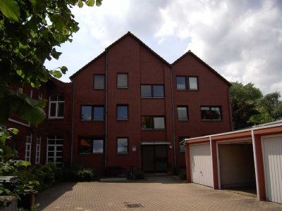 Gemütliches Wohnen im EG: Schöne 3-Zimmer-Wohnung mit Balkon in Hannover-Döhren