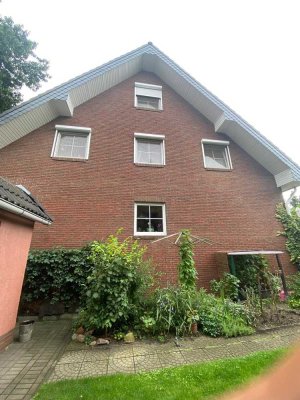 Gepflegte DHH im Grünen