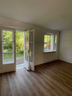 + Saniertes Reihenendhaus mit großem Garten herrlich gelegen am Waldrand +PROVISIONSFREI+