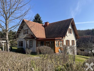 Charmantes, sehr gepflegtes Einfamilienhaus in ruhiger Lage von Klöch