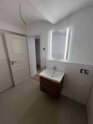 ++ KERNSANIERT ++ 3-Zimmer-Altbauwohnung in Toplage von Dresden-Blasewitz ++