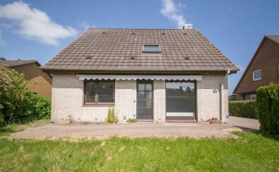 Siedlungshaus mit viel Potenzial in Feldrandlage