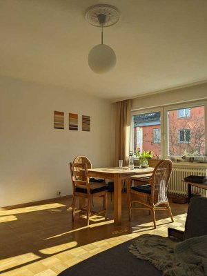 Zwischenvermietung: 5-Zimmer-Wohnung mit Einbauküche in Neu-Ulm