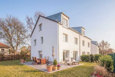 Familiengerechte, moderne Haushälfte in grüner Lage