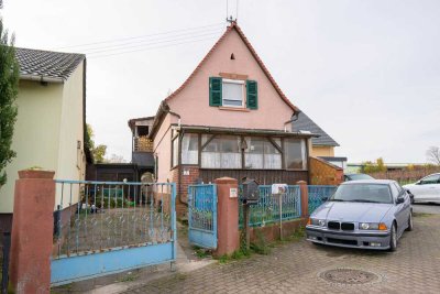 Handwerker gesucht! Gemütliches Haus in Feldrandlage!