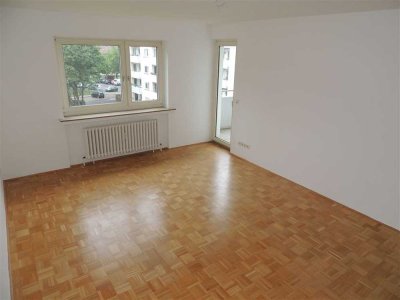Renovierte 4-Zimmer-Wohnung mit Balkon