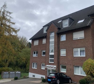 Schöne 4 ZKDB Maisonette-Wohnung  über 2 Etagen in Wuppertal-Cronenberg