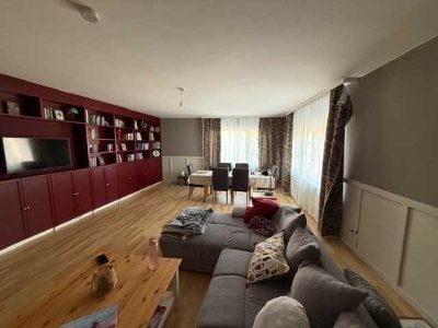 Schön geschnittene 3-Zimmer-Wohnung mit EBK in Kronberg im Taunus