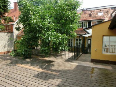 ZENTRUM Rarität, sanierte 3,5 ZI mit Wintergarten und 65 m2 großer Terrasse