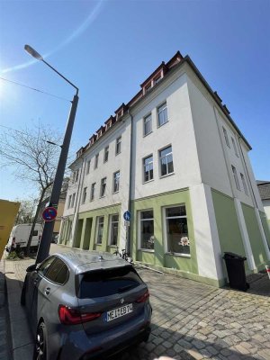 Schicke, neu renovierte 1-Raum-Wohnung im HH mit EBK