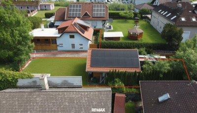 Immobilie mit Mehrwert – Zwei Bauparzellen, PV-Anlage und viel Potenzial