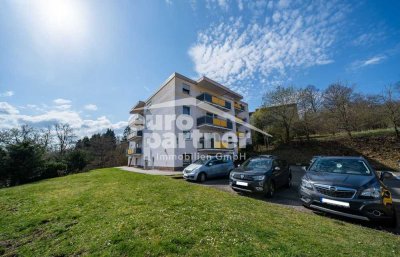 Renovierte Wohnung mit beeindruckender Aussicht!
