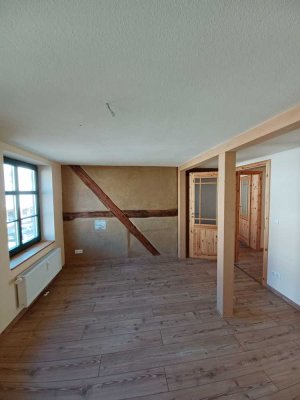 Wunderschöne 3-Zimmerwohnung (OG) im  Ribnitzer Zentrum zu vermieten