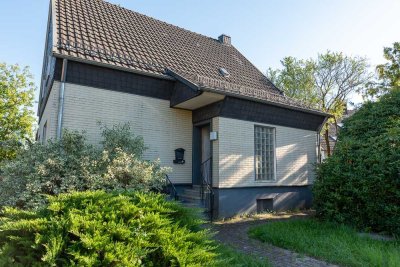 Charmantes Haus mit Überholbedarf