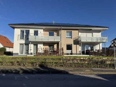 Neuwertig : 2,5-Zimmer-Whg mit Balkon v Privat