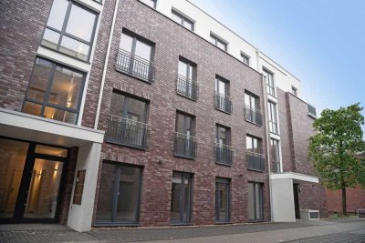 Große Wohnung mit Balkon im Herzen Alsterdorfs