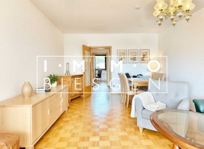 Freie 3,5 Zimmer Eigentumswohnung im Erdgeschoss mit Balkon und Garage in Mülheim Broich