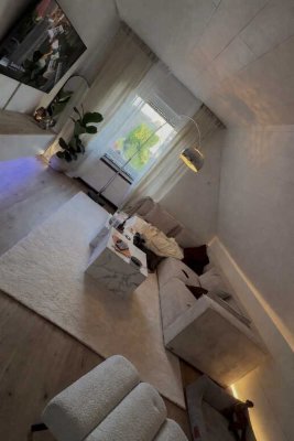 2-Zimmer  KB, Dachgeschosswohnung Jöllenbeck mit Einbauküche