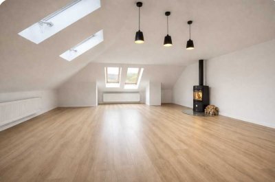 Geräumige 4-Zimmer-Wohnung in Gera-Untermhaus