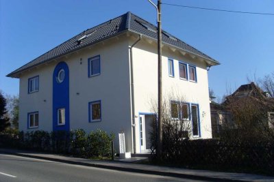 helle Maisonette 1. OG + DG  im 2 Fam.-Haus