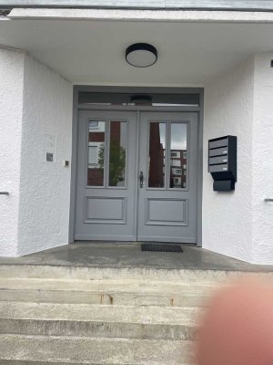 Großzügige 4,5-Zimmer Wohnung im Altbau