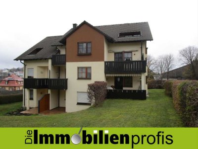 52149 - Ruhige 2-Zimmer-Wohnung mit Loggia, Einbauküche und Carport