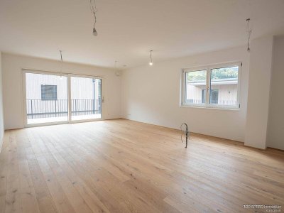 Neubau-Dachgeschosswohnung mit 3 Schlafzimmern & Südbalkon nahe der Planai West Talstation