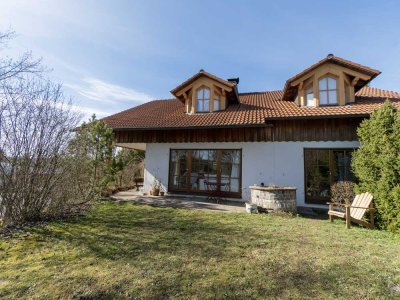 Großzügiges Einfamilienhaus in sonniger Lage am Deutenberg!