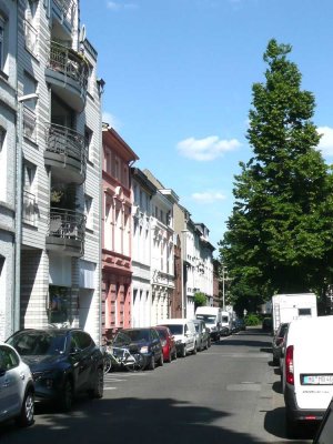 Großzügige 3 Zi-Maisonette-Wohnung in Zentrumsnähe von Rheydt