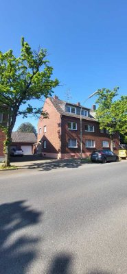- Reserviert -  3 Familienhaus in Neuss-Holzheim