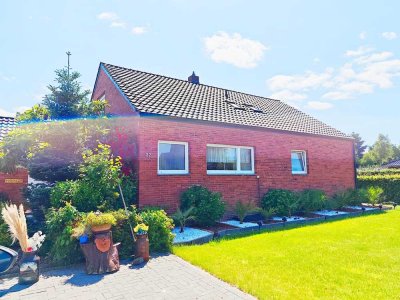 Freundliches Einfamilienhaus mit Garage in Petersfehn 1 zu verkaufen!