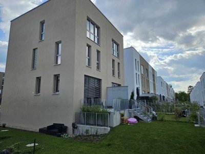Alternative zur Dachterrassenwohnung
Neubau Reihenhaus mit Dachgarten 
Einziehen in ca. 4 Monaten