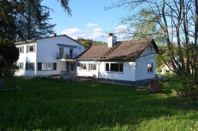 Großes EFH/ZFH mit riesigem Garten + angrenzendes Baugrundstück