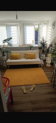 Kompaktes Apartment: Wohnraum in der Pforzheimer Oststadt
